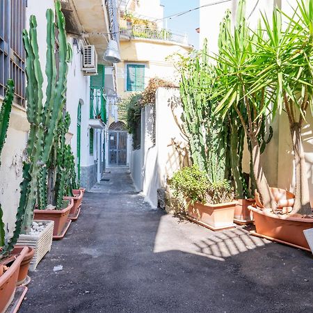 Il Borgo Apartment Napoli Ngoại thất bức ảnh